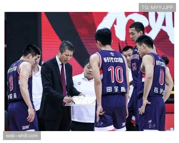 深度分析:对比研究CBA与欧洲联赛在攻防转换阶段战术发起的异同 深度分析:对比研究CBA与欧洲联赛在攻防转换阶段战术发起的异同