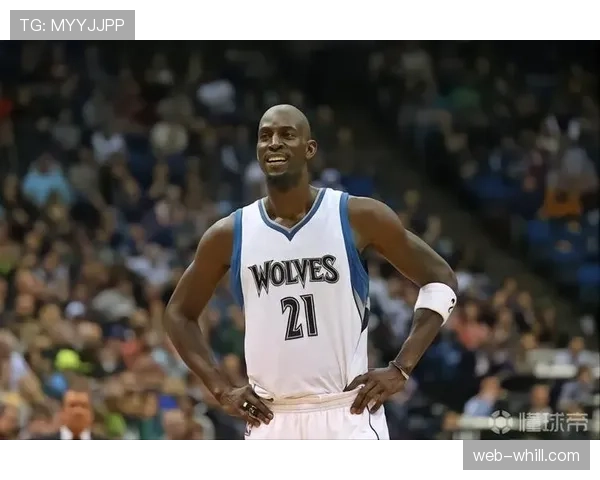 明尼苏达山猫队举行公开训练课，展示围绕科利尔设计的多种边路挡拆